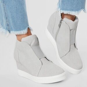 CCOCCI Light Grey Zoe Wedge Sneakers
